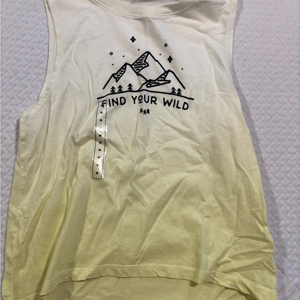 Find Your Wild Graphic Tank Top